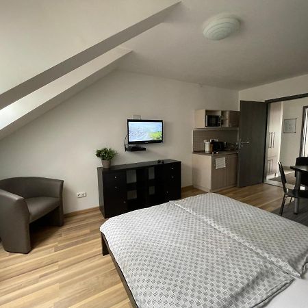 Benevia Apartments Πετς Εξωτερικό φωτογραφία