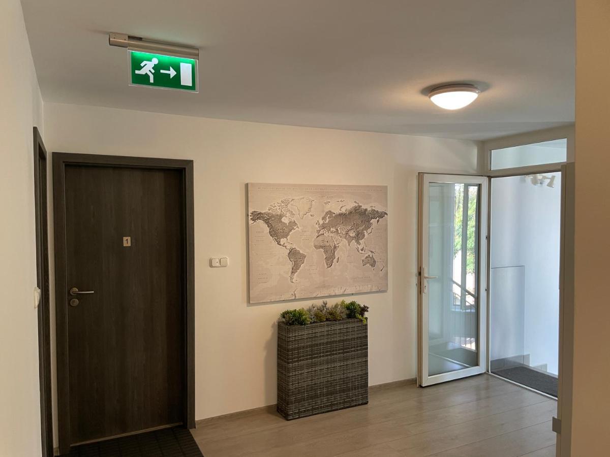 Benevia Apartments Πετς Εξωτερικό φωτογραφία