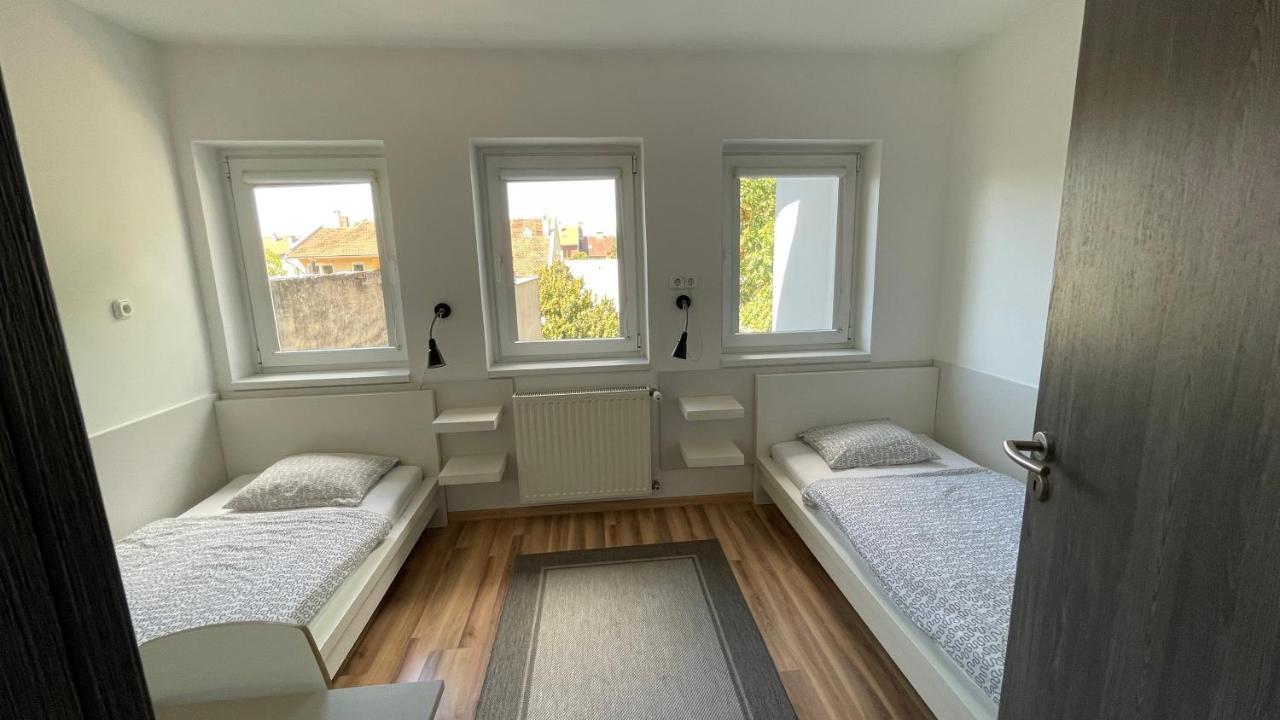 Benevia Apartments Πετς Εξωτερικό φωτογραφία
