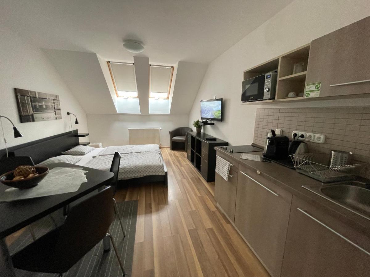 Benevia Apartments Πετς Εξωτερικό φωτογραφία